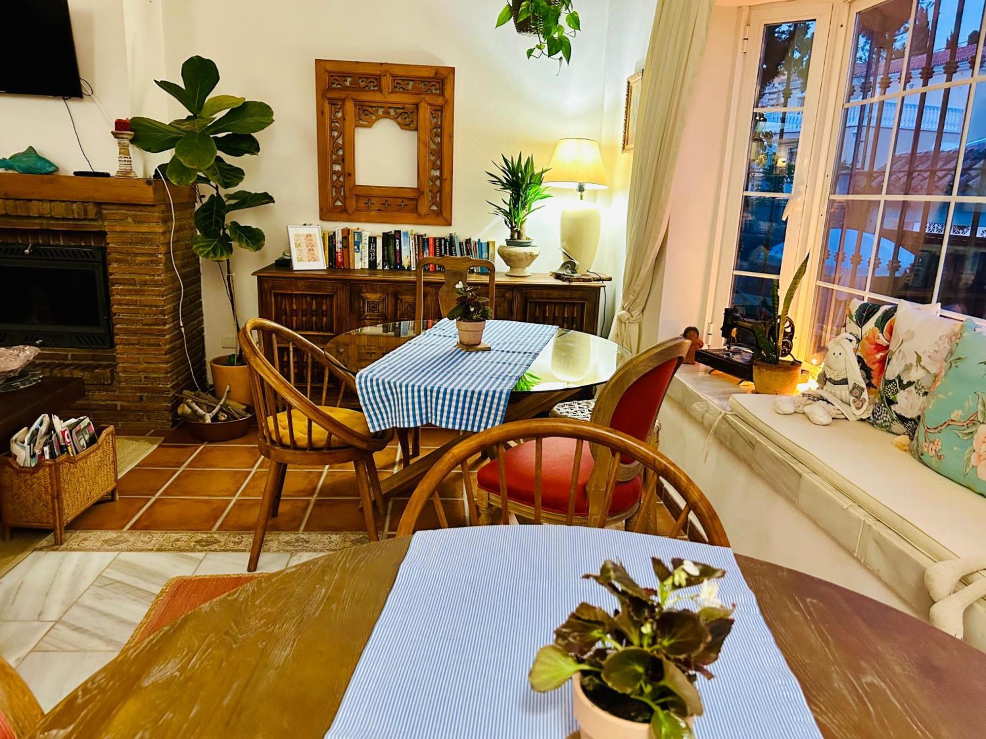 At Home In Malaga Stay & Solo Travellers 린콘데라빅토리아 외부 사진
